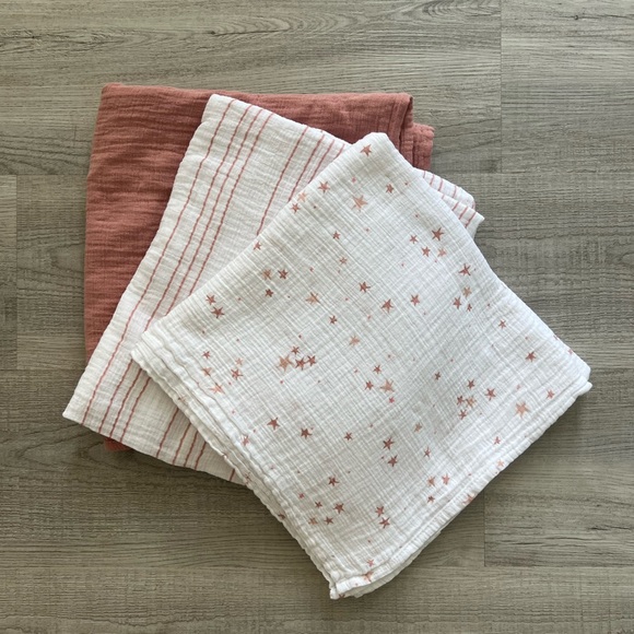 Elys & Co swaddles - Picture 5 of 5